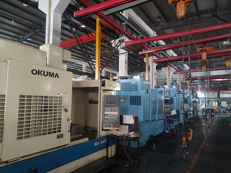 OKUMA  CNC立式加工中心区域